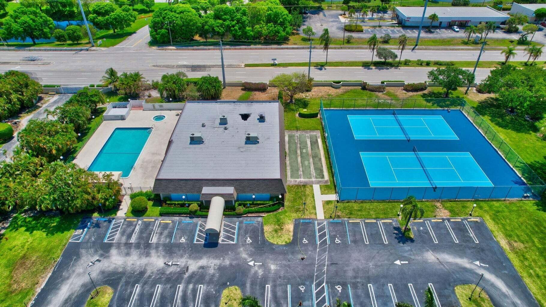 1905 Northwest 18th Street, Unit 101 Delray Beach, FL 33445 - Photo 20 of 27 20250512161719080447000000-o