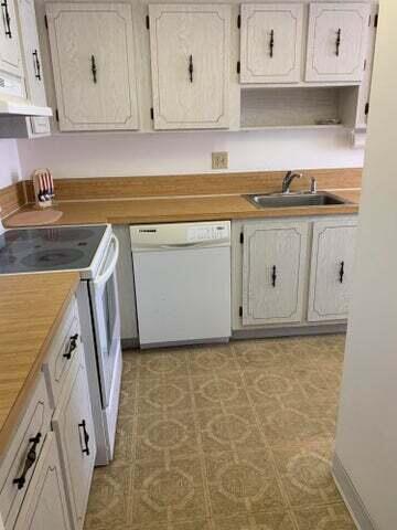 1905 Northwest 18th Street, Unit 101 Delray Beach, FL 33445 - Photo 8 of 27 20220331184231953860000000-o