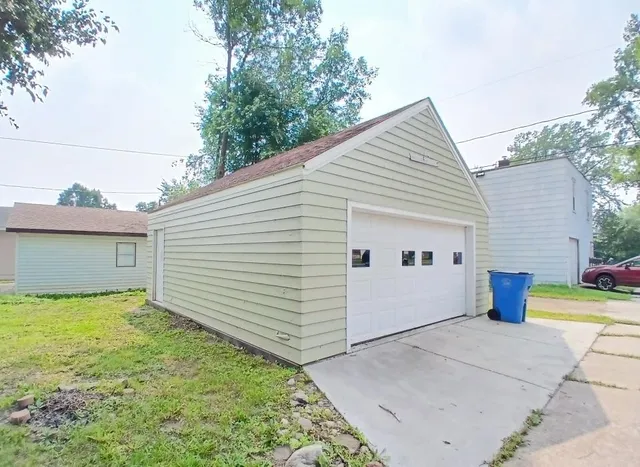 $129,328 | 3001 3rd Avenue East, Hibbing, MN 55746