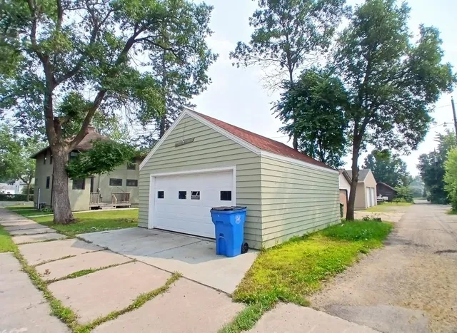 $129,328 | 3001 3rd Avenue East, Hibbing, MN 55746