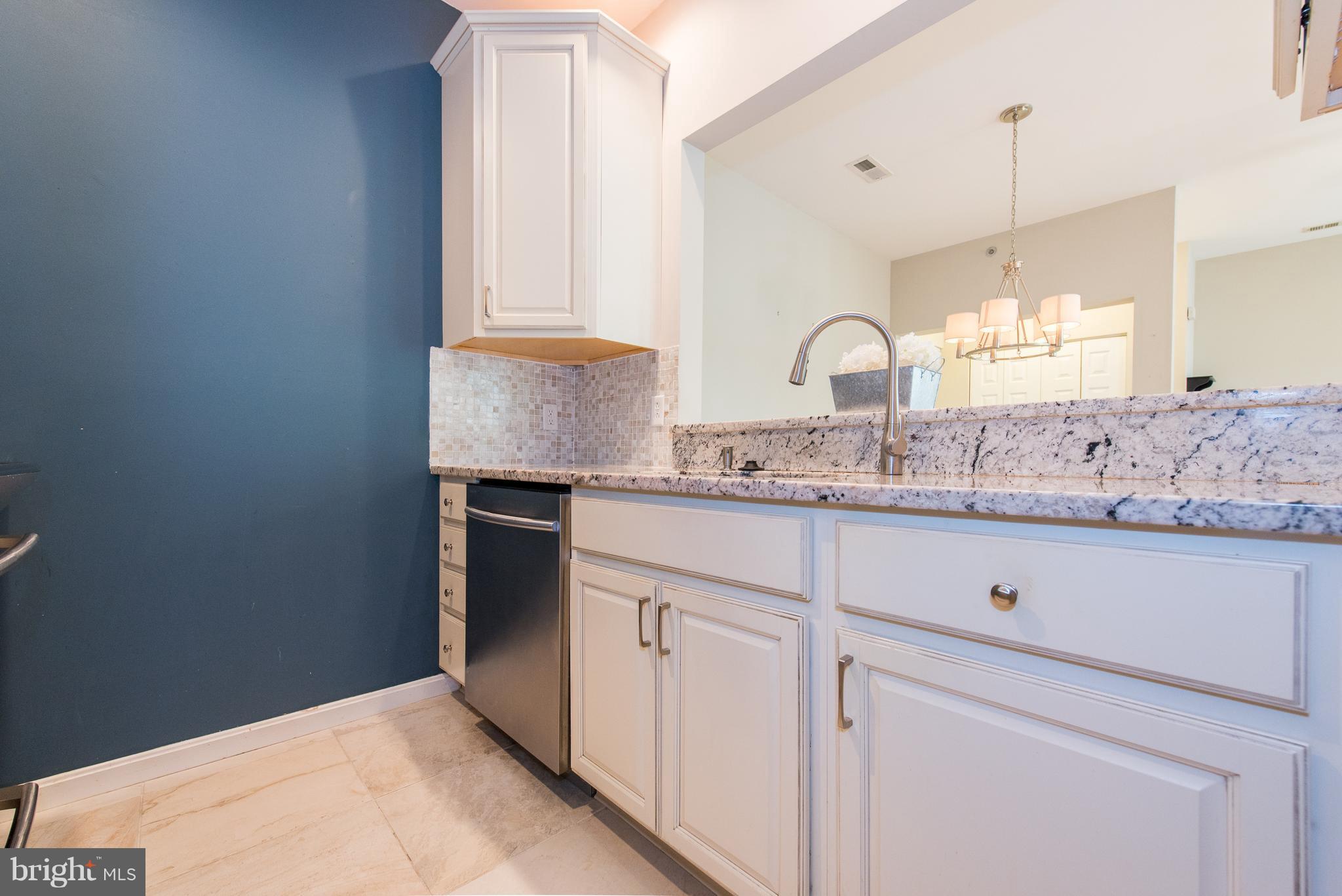 606 Moonglow Road, Unit 202 Odenton, MD 21113 - Photo 11 of 23 Kitchen