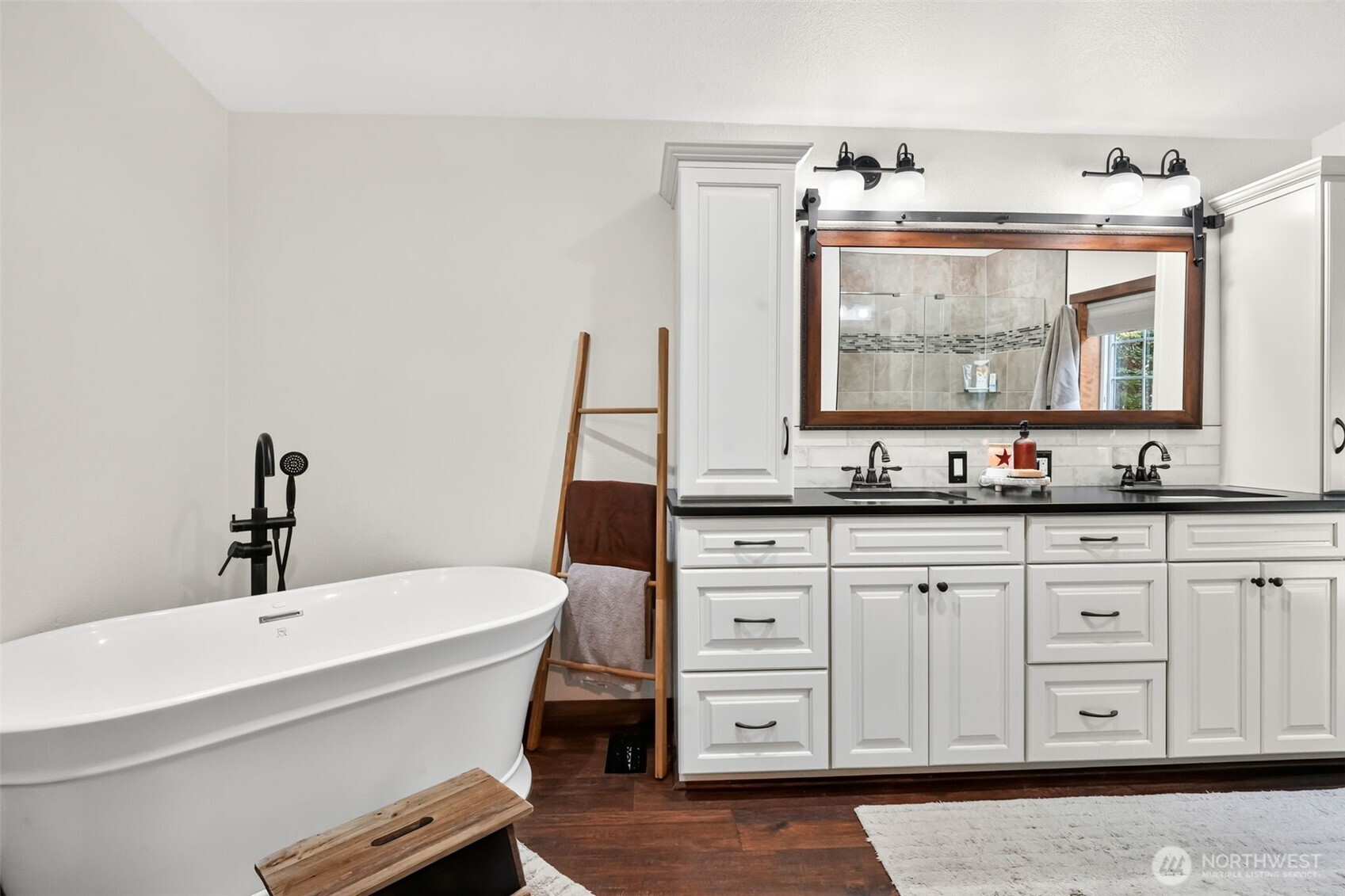109 Bowers Road Chehalis, WA 98532 - Photo 26 of 38 a bathroom with a sink and a mirror