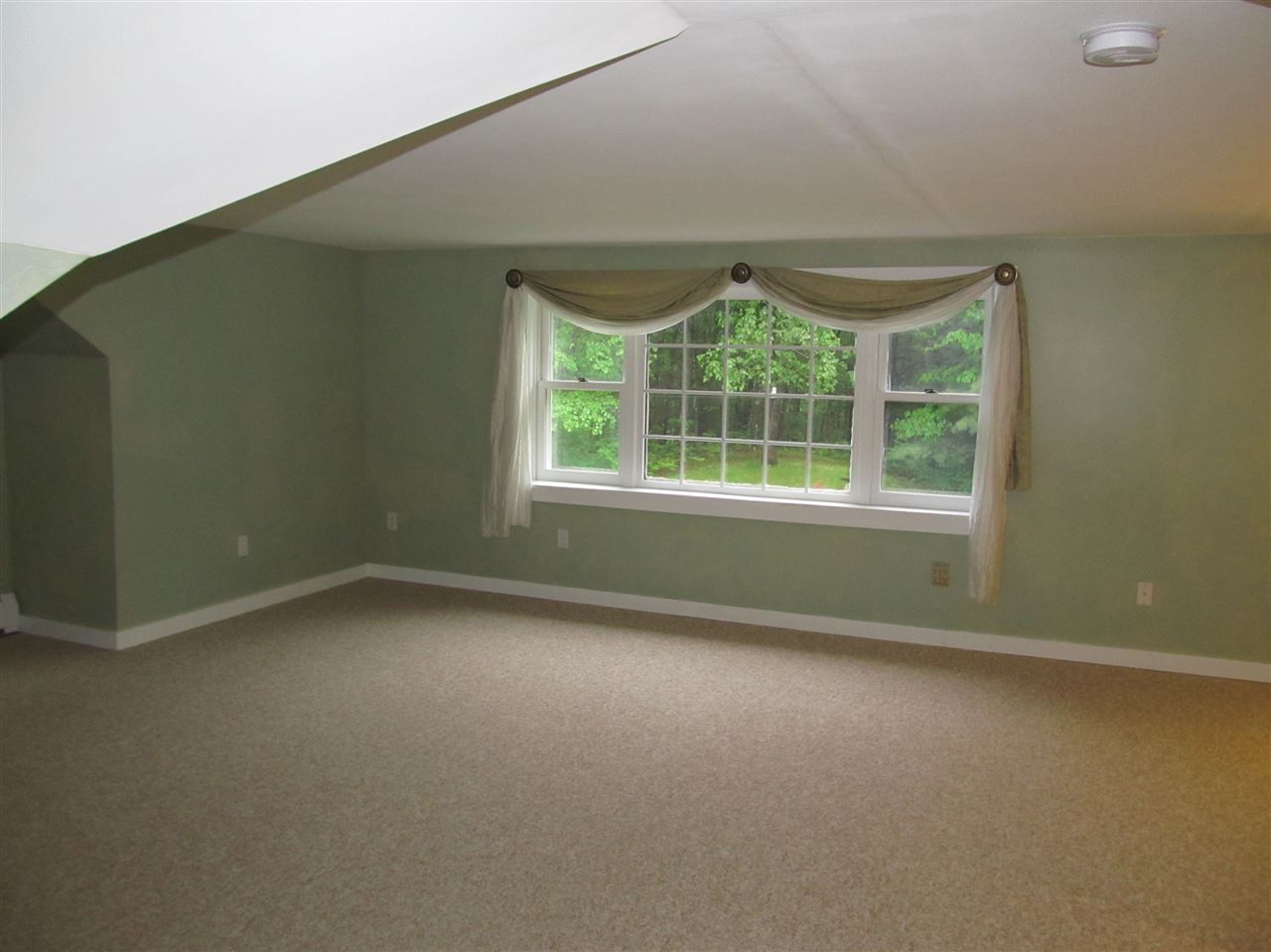 74 Colby Road Weare, NH 03281 - Photo 20 of 34
