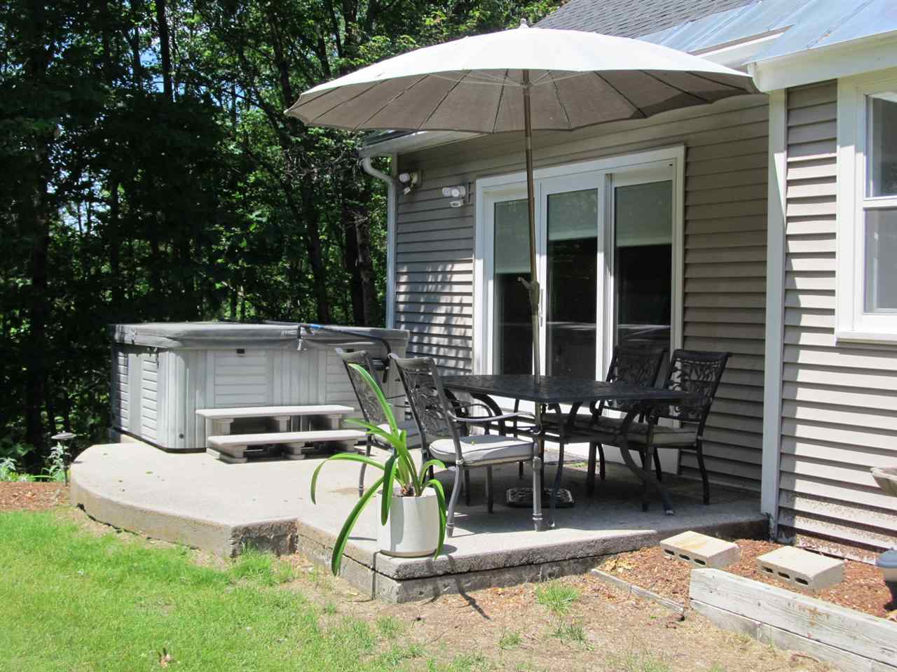 74 Colby Road Weare, NH 03281 - Photo 4 of 34