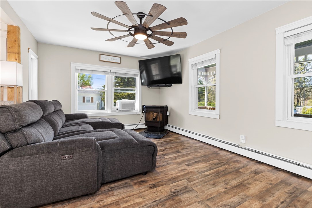 117 Station Street Coventry, RI 02816 - Photo 10 of 39