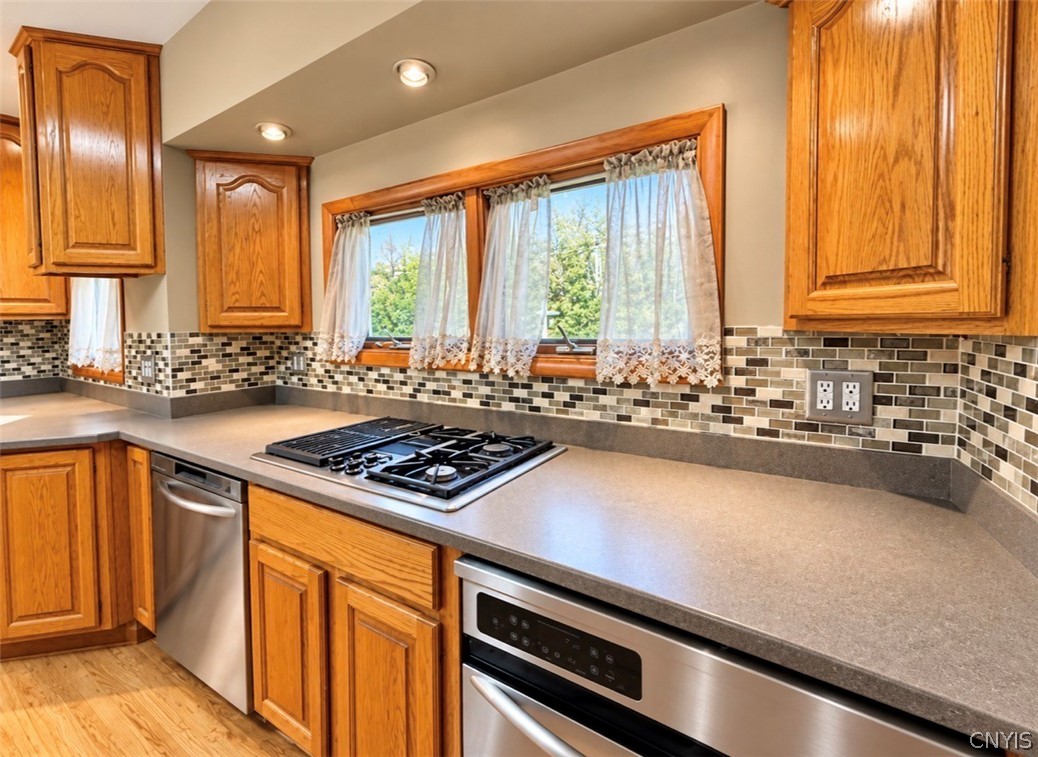 6043 Glass Factory Road Marcy, NY 13403 - Photo 8 of 27 Gallery Image 8