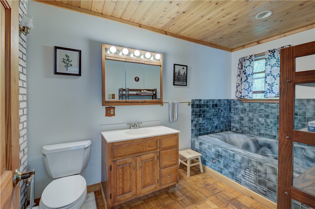 53 Top Hill Drive Exeter, RI 02892 - Photo 18 of 46