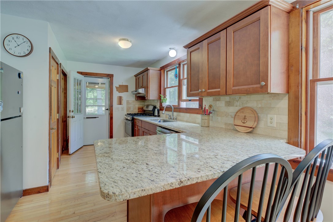 53 Top Hill Drive Exeter, RI 02892 - Photo 8 of 46