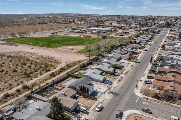 $319,000 | 1656 Forane Street, Barstow, CA 92311