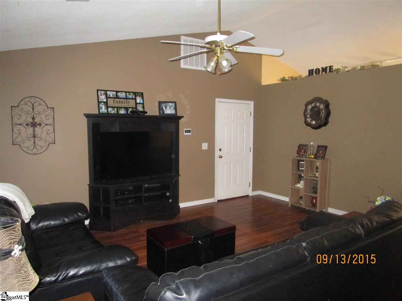 326 Honor Road Duncan, SC 29334 - Photo 2 of 12 Gallery Image 2
