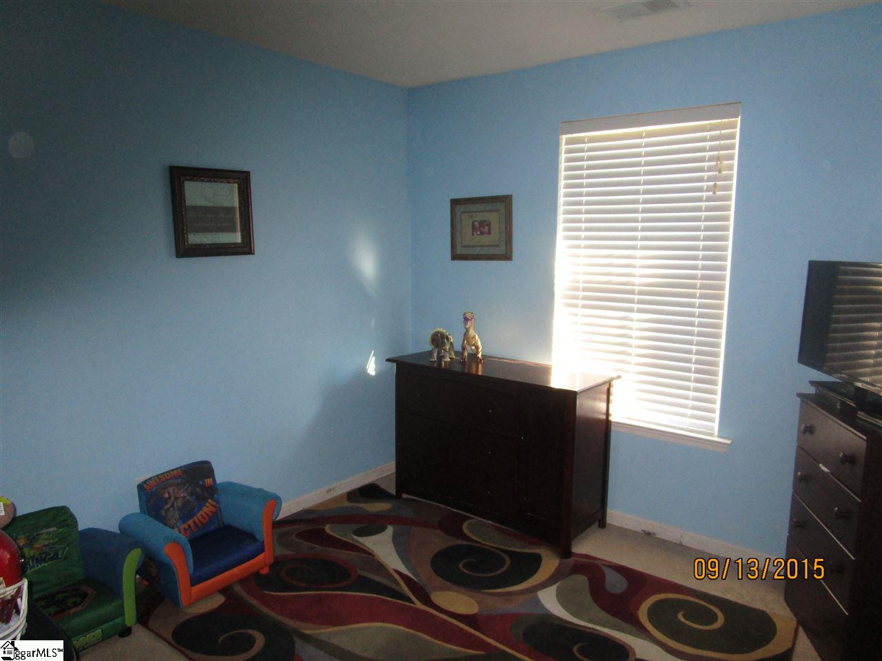 326 Honor Road Duncan, SC 29334 - Photo 4 of 12 Gallery Image 4