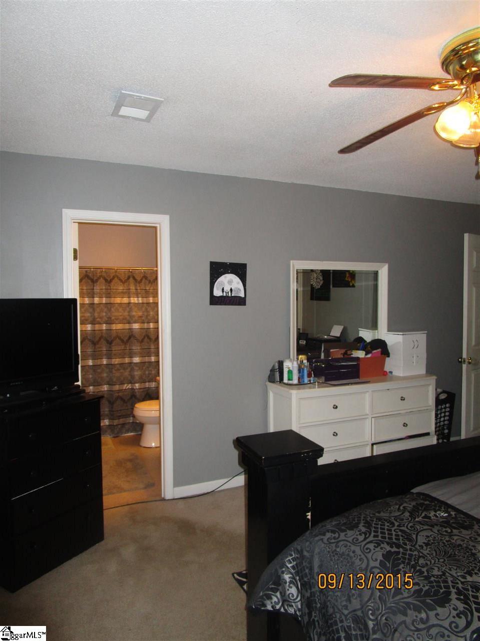 326 Honor Road Duncan, SC 29334 - Photo 8 of 12 Gallery Image 8