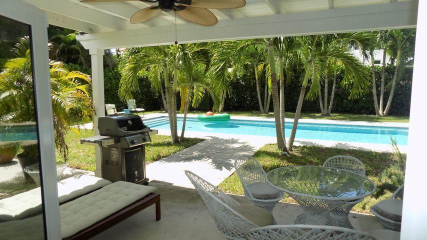308 Pilgrim Road West Palm Beach, FL 33405 - Photo 1 of 18 Outdoor pool