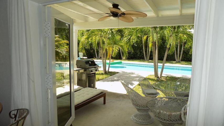 308 Pilgrim Road West Palm Beach, FL 33405 - Photo 18 of 18 Pool
