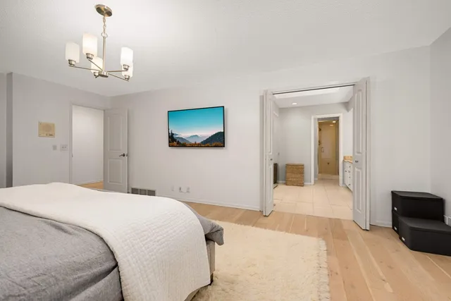 $1,200,000 | 6212 St Albans Circle, Edina, MN 55439