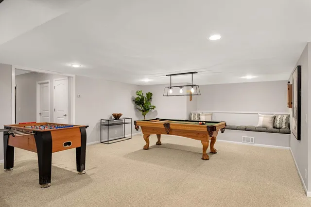 $1,200,000 | 6212 St Albans Circle, Edina, MN 55439