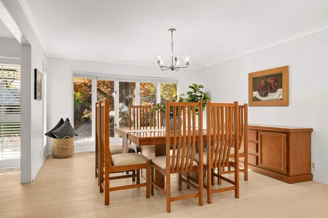 $1,200,000 | 6212 St Albans Circle, Edina, MN 55439