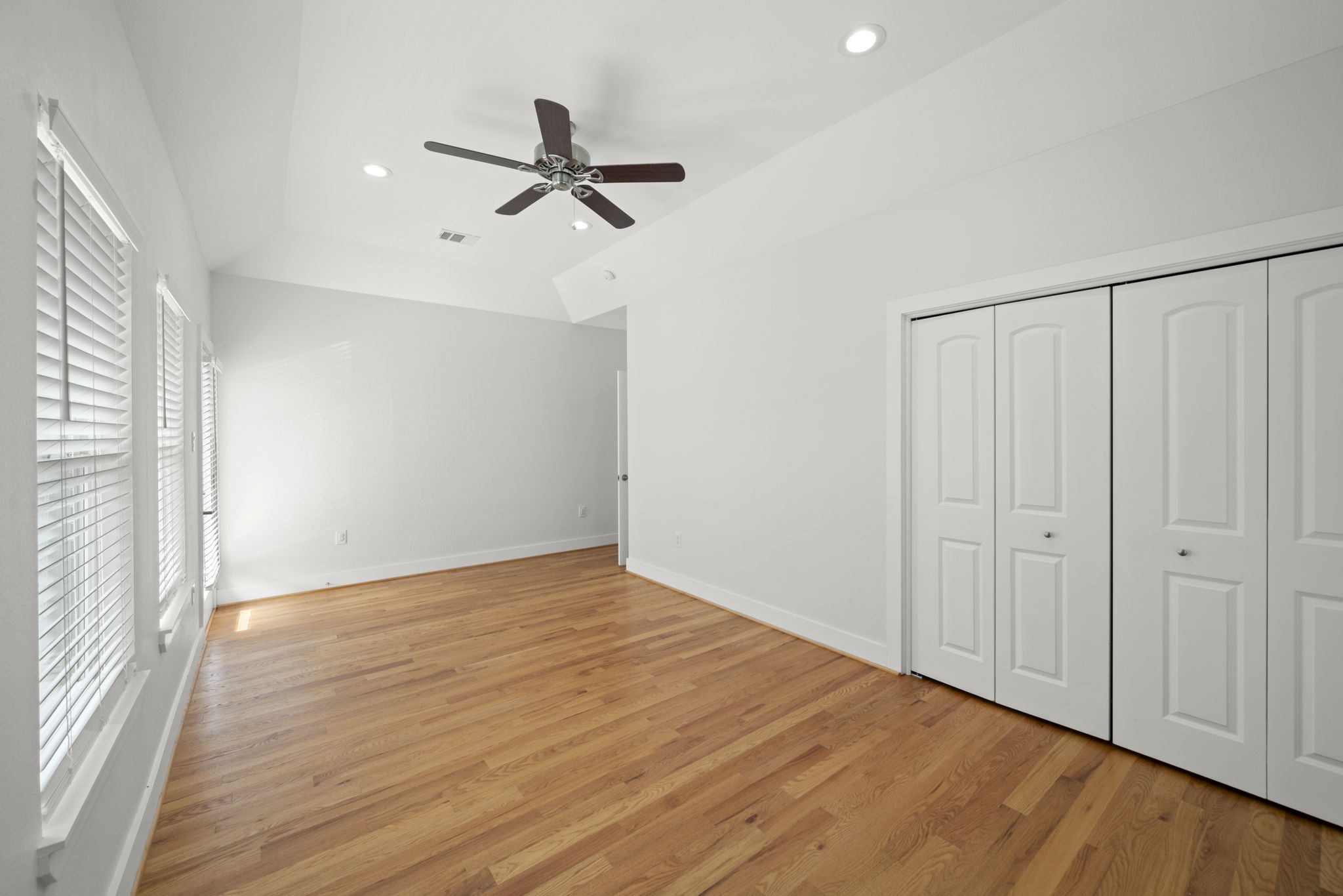 206 Burr Street, Unit A Houston, TX 77011 - Photo 41 of 46