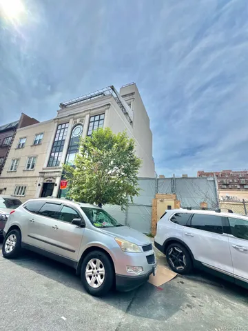 $5,000,000 | 102 Walworth Street | Bedford-Stuyvesant