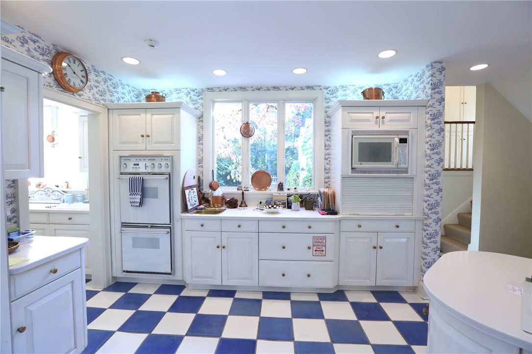 16 Mitchell Road Pittsford, NY 14534 - Photo 16 of 50