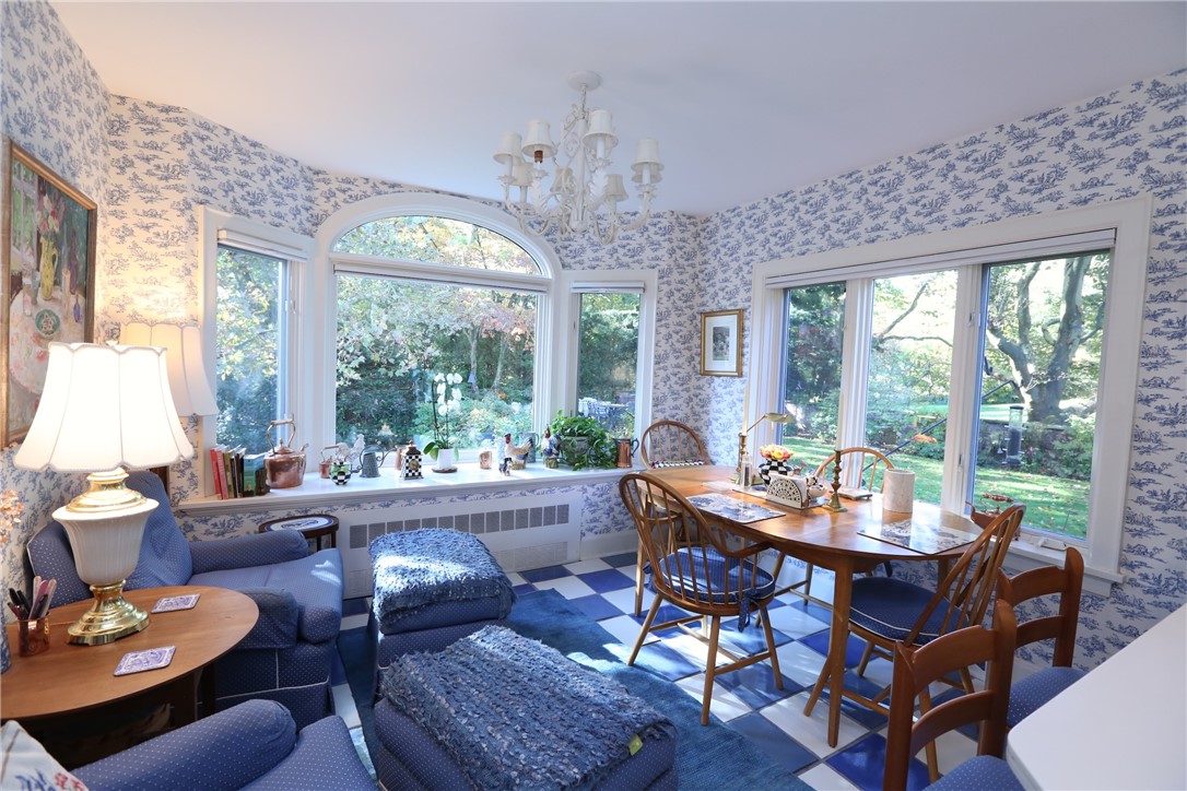 16 Mitchell Road Pittsford, NY 14534 - Photo 17 of 50