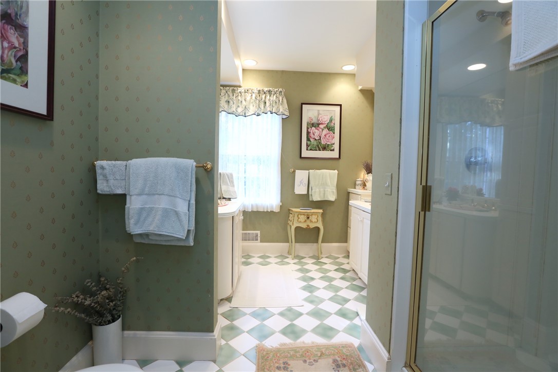 16 Mitchell Road Pittsford, NY 14534 - Photo 25 of 50