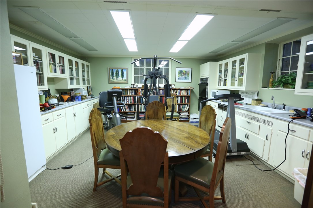 16 Mitchell Road Pittsford, NY 14534 - Photo 44 of 50