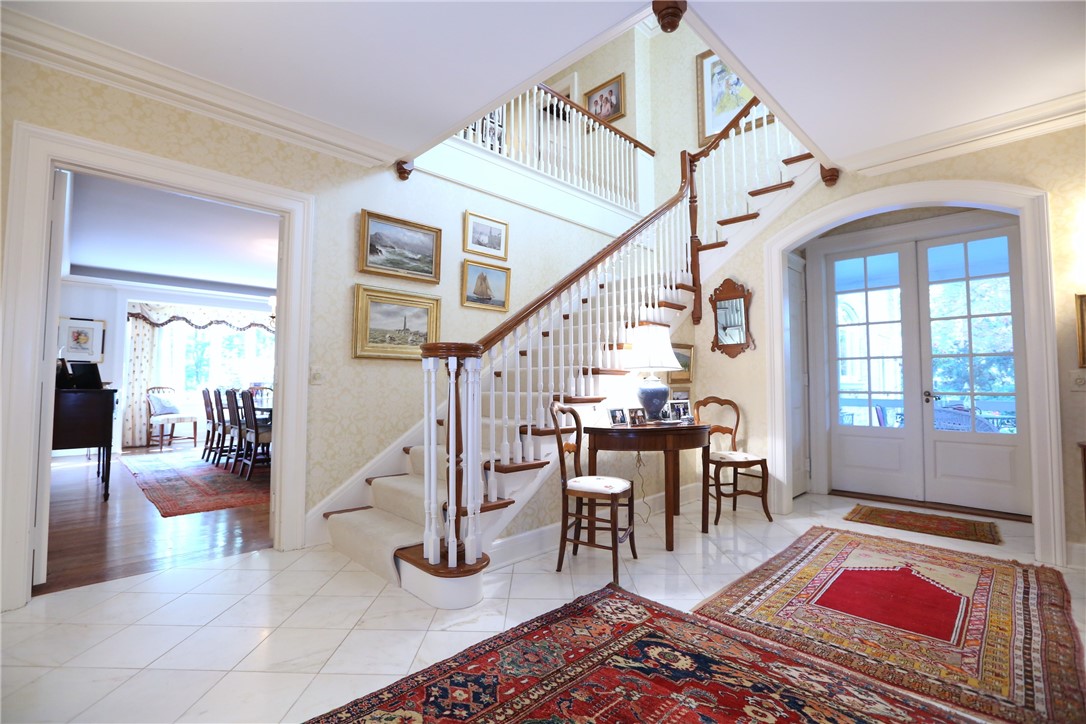 16 Mitchell Road Pittsford, NY 14534 - Photo 7 of 50