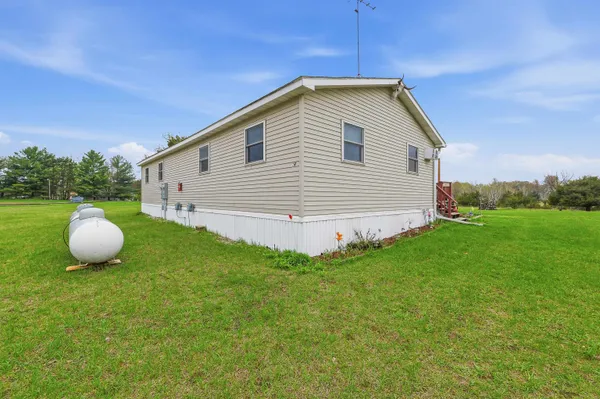 $119,000 | W983 West North Shore Drive, Unit 14, Montello, WI 53949