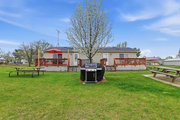 $119,000 | W983 West North Shore Drive, Unit 14, Montello, WI 53949