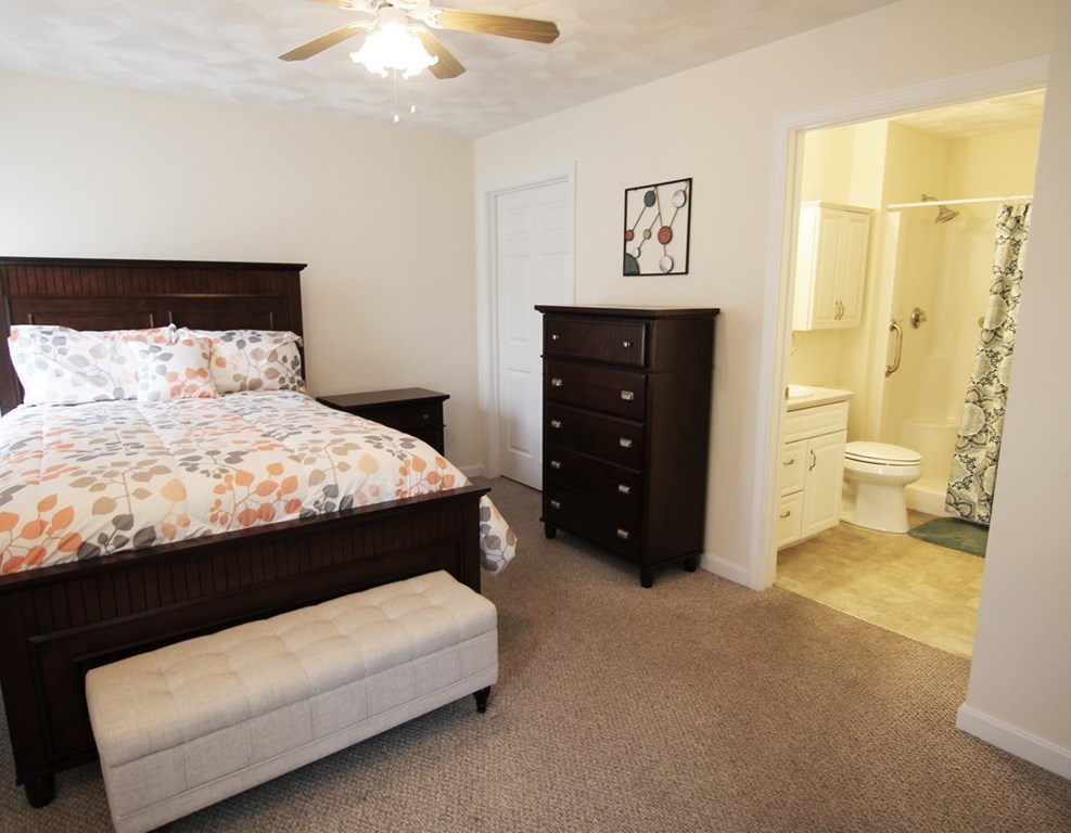 159 Allen Road, Unit 53 Billerica, MA 01821 - Photo 12 of 19