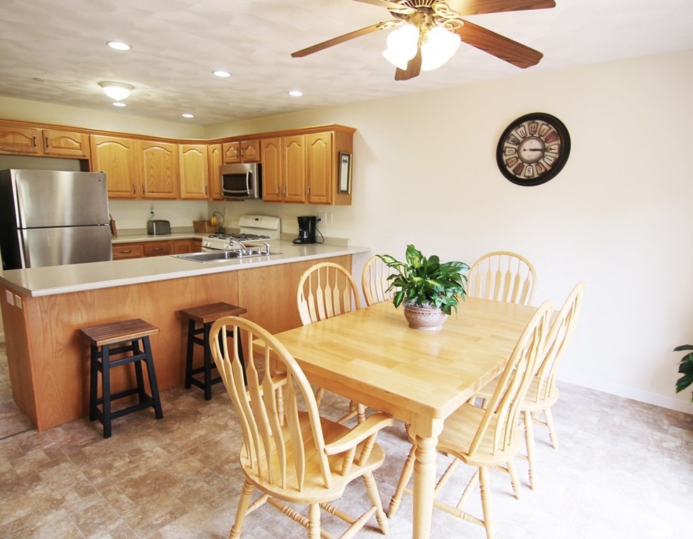 159 Allen Road, Unit 53 Billerica, MA 01821 - Photo 7 of 19