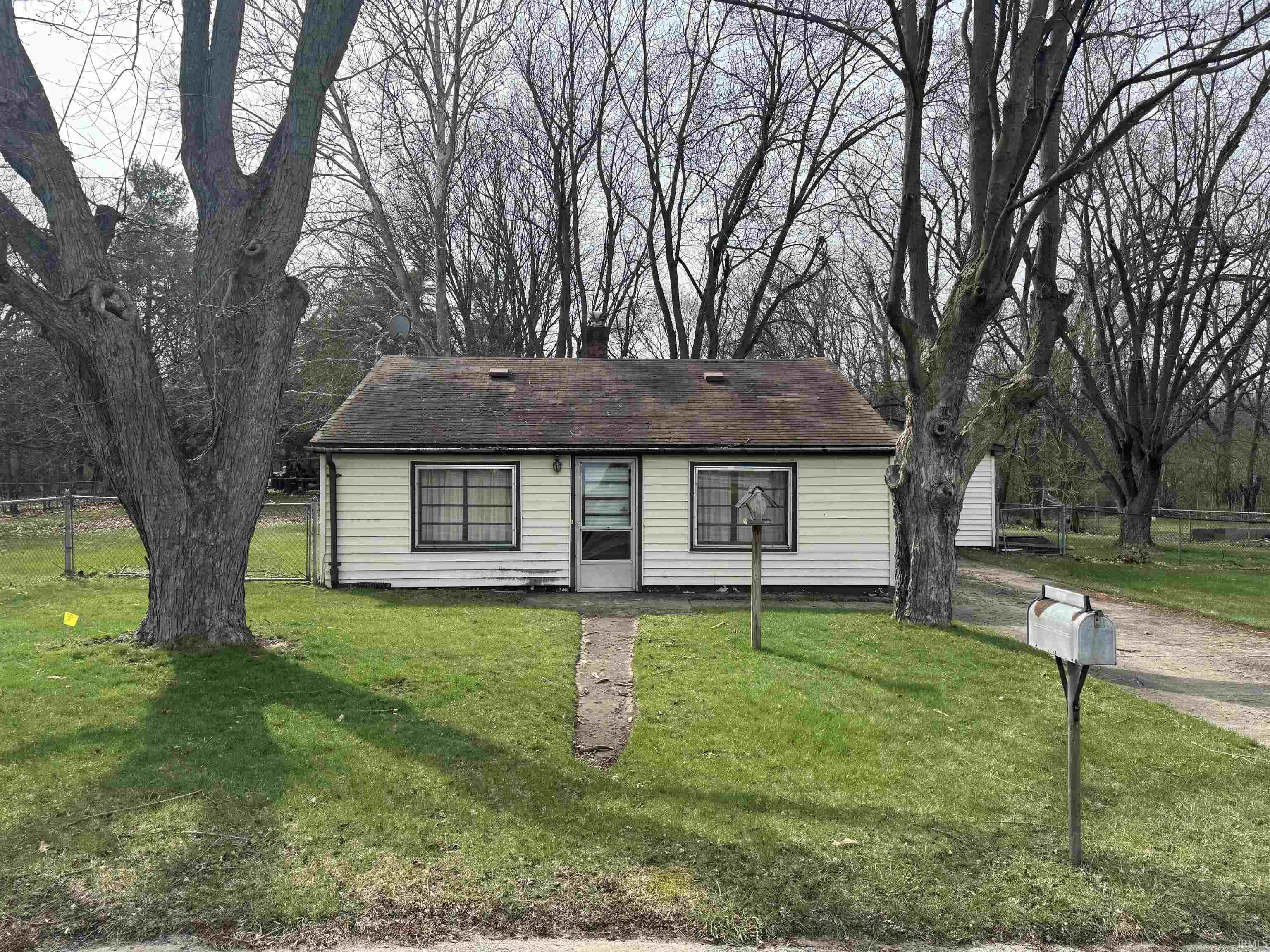 52701 Emmons Road South Bend, IN 46637 - Photo 1 of 25 Gallery Image 1