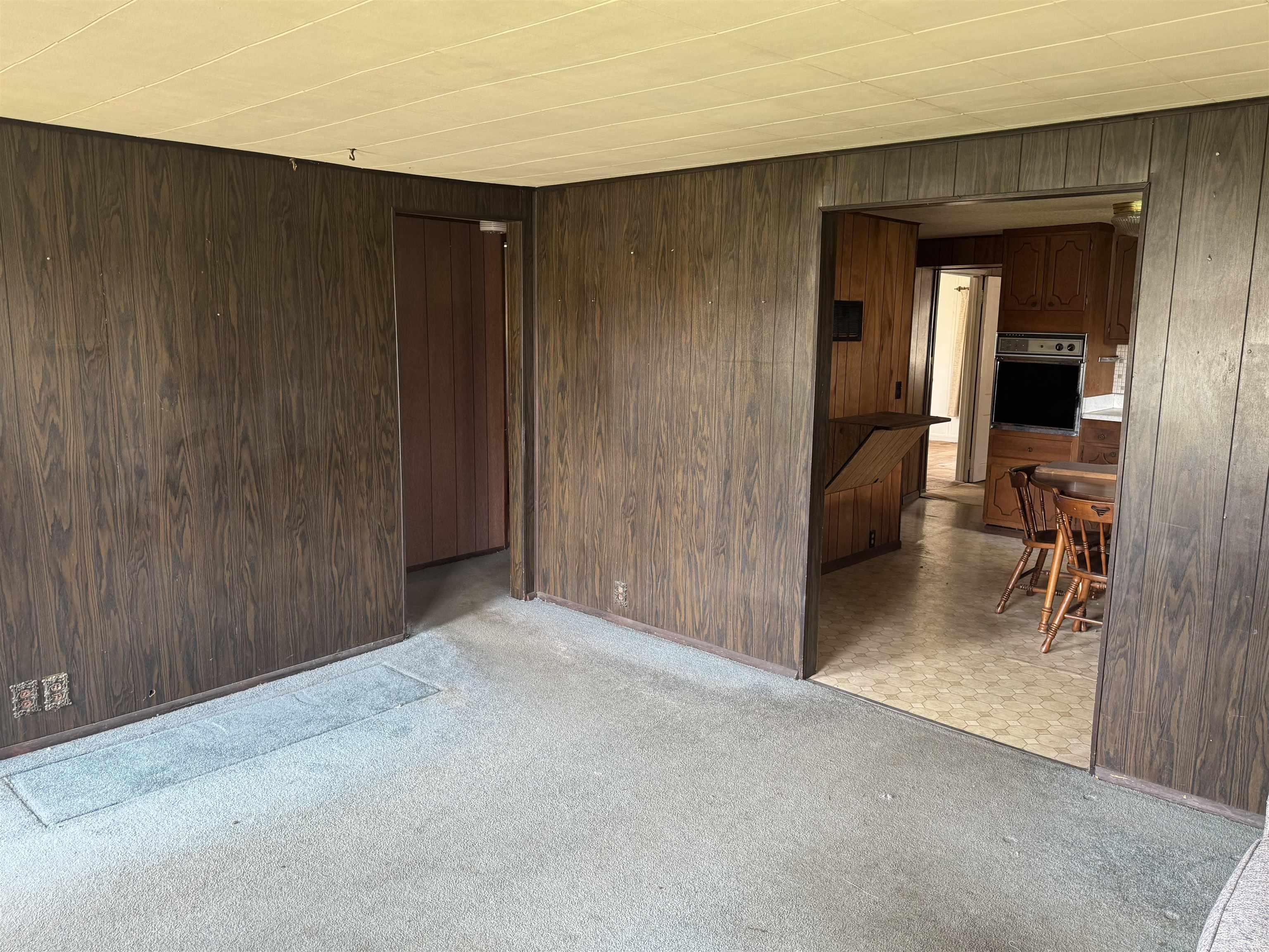 52701 Emmons Road South Bend, IN 46637 - Photo 5 of 25 Gallery Image 5