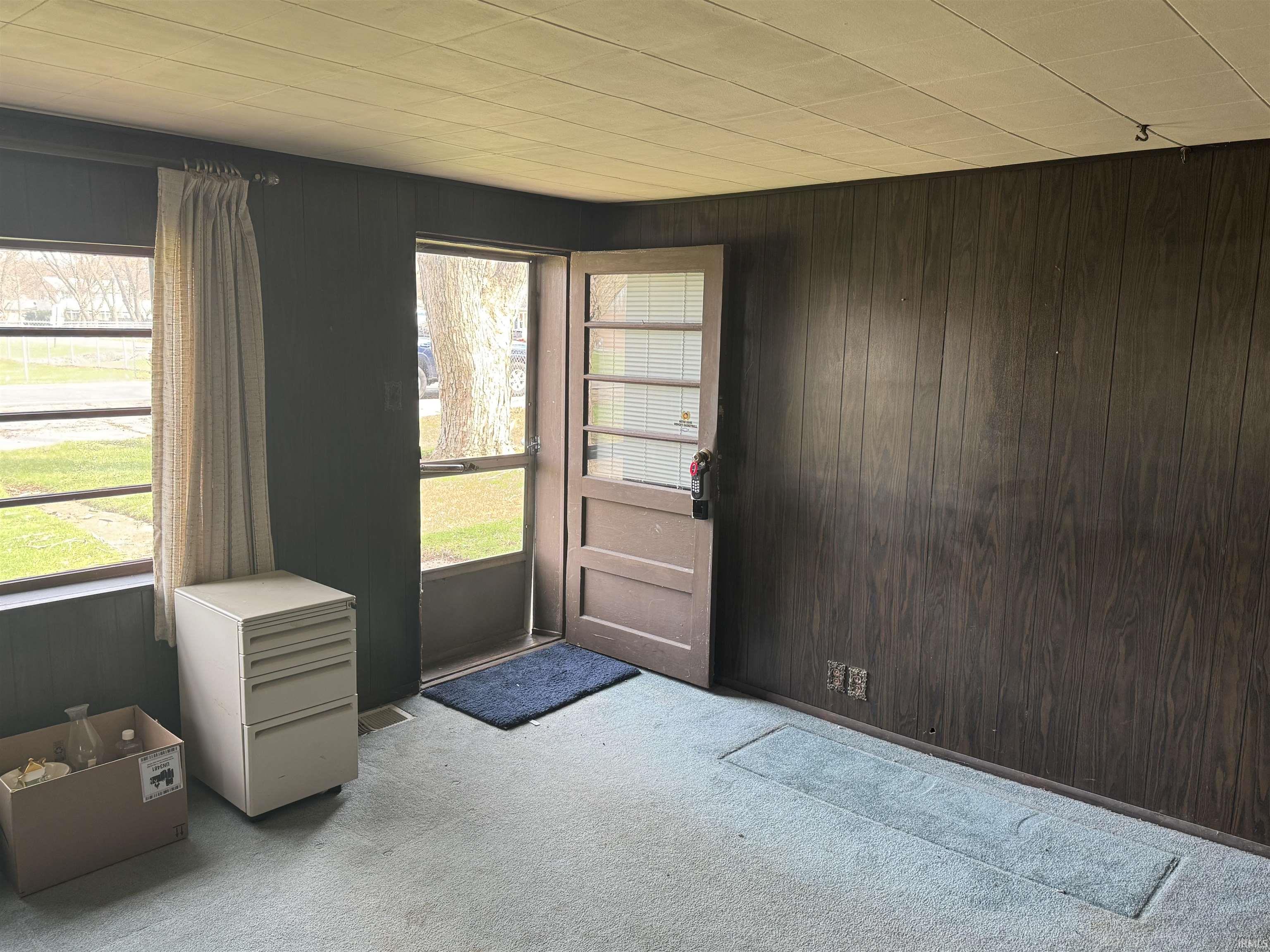 52701 Emmons Road South Bend, IN 46637 - Photo 6 of 25 Gallery Image 6