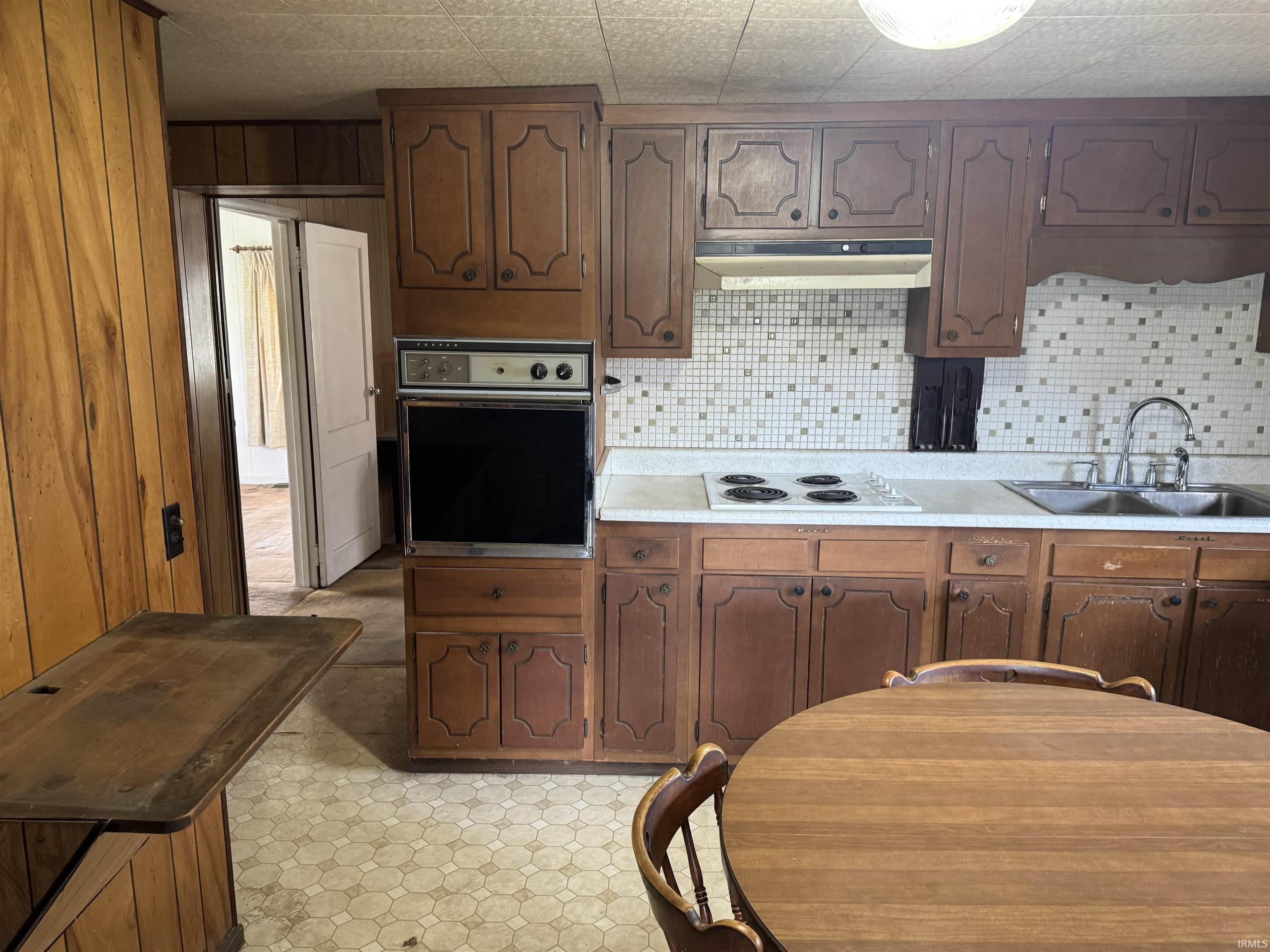 52701 Emmons Road South Bend, IN 46637 - Photo 10 of 25 Gallery Image 10