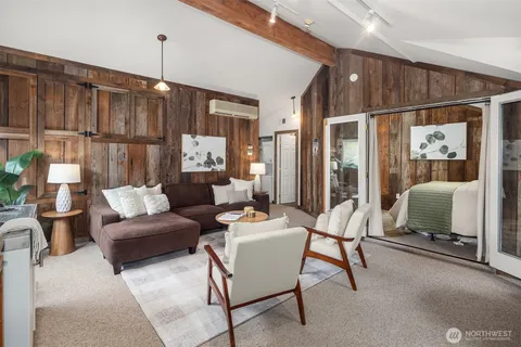 $2,598,000 | 3516 224th Avenue Northeast, Redmond, WA 98053