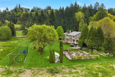 $2,598,000 | 3516 224th Avenue Northeast, Redmond, WA 98053