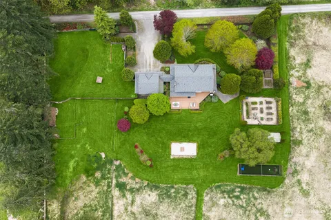 $2,598,000 | 3516 224th Avenue Northeast, Redmond, WA 98053