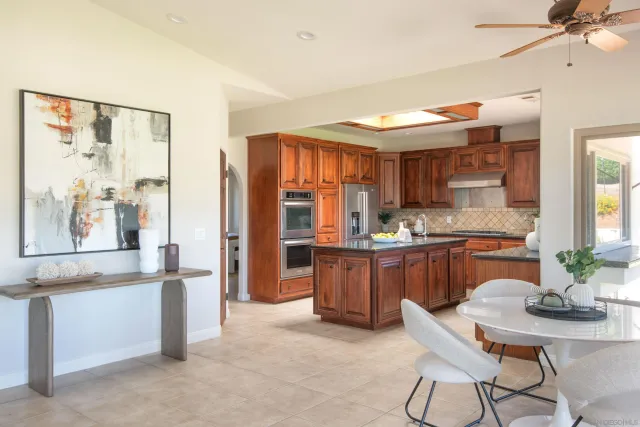 $1,750,000 | 30343 Calle La Reina, Bonsall, CA 92003