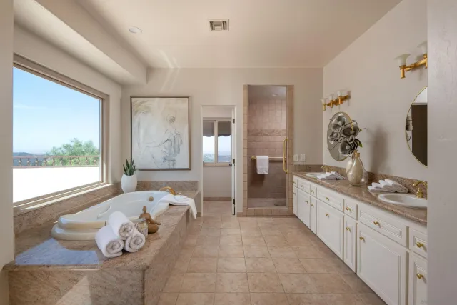 $1,750,000 | 30343 Calle La Reina, Bonsall, CA 92003