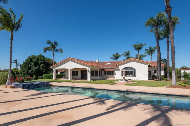 $1,750,000 | 30343 Calle La Reina, Bonsall, CA 92003