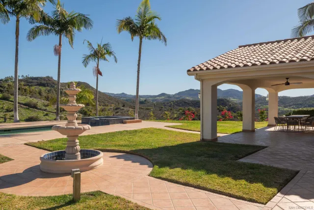 $1,750,000 | 30343 Calle La Reina, Bonsall, CA 92003