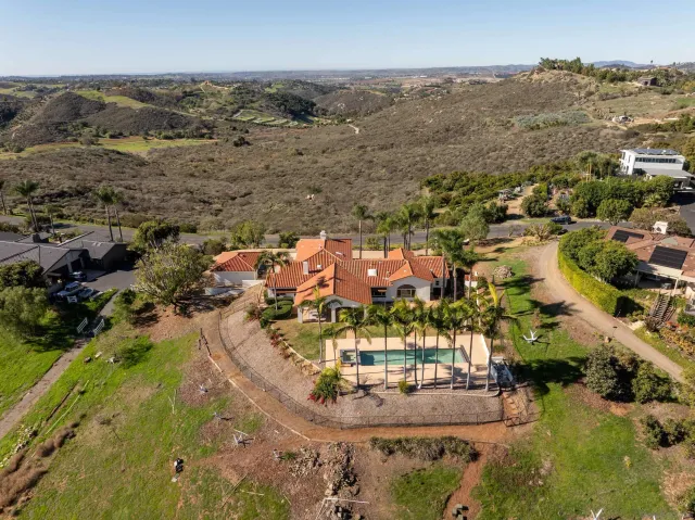 $1,750,000 | 30343 Calle La Reina, Bonsall, CA 92003