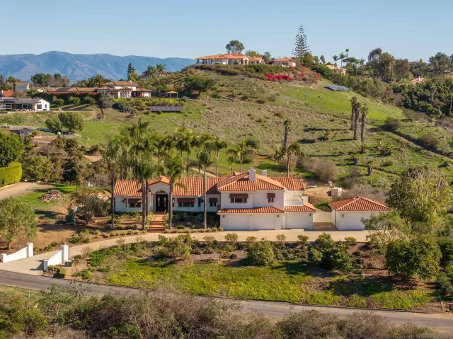 $1,750,000 | 30343 Calle La Reina, Bonsall, CA 92003