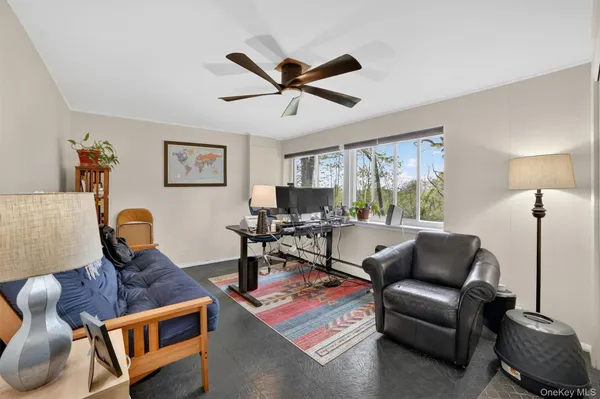 $800,000 | 20 John Cava Lane, Cortlandt Manor, NY 10567