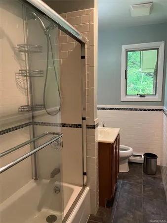 $800,000 | 20 John Cava Lane, Cortlandt Manor, NY 10567