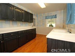 178 Kingfisher Road Brevard, NC 28712 - Photo 20 of 24 Gallery Image 20
