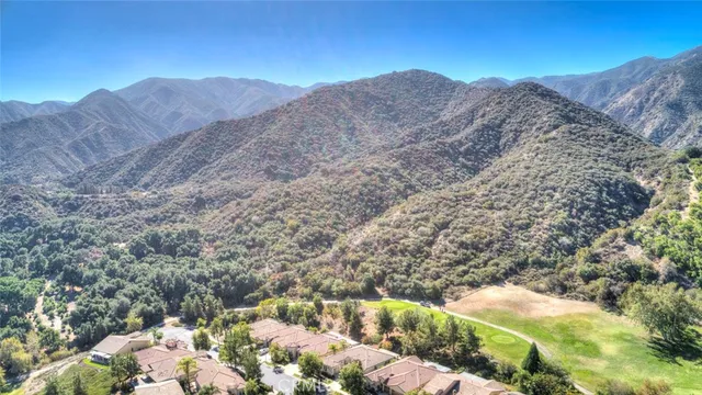 $735,000 | 24627 Gleneagles Drive, Corona, CA 92883