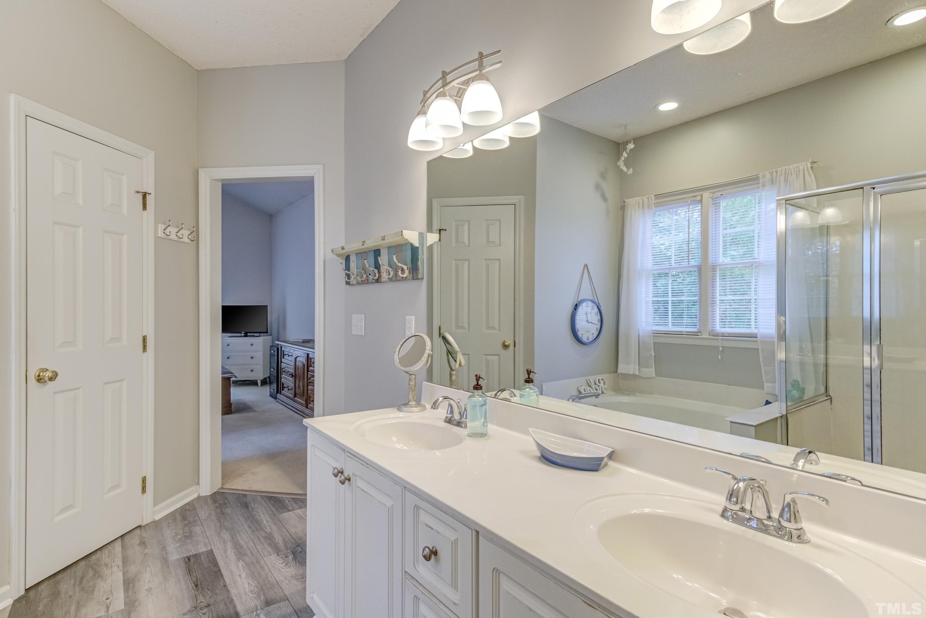 8809 Kirkstall Court Raleigh, NC 27615 - Photo 18 of 29 Gallery Image 18